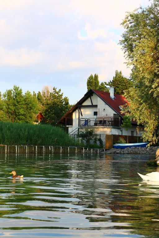 Nefelejcs Villa Zamardi Bagian luar foto